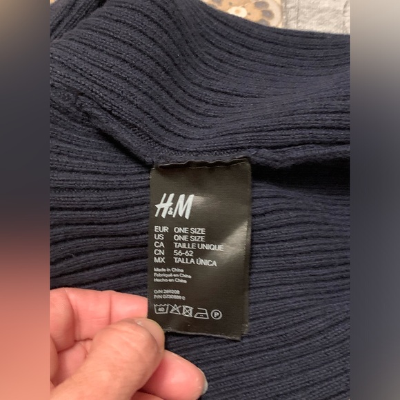 H&M Rib-Knit Beanie Hat - Picture 9 of 9